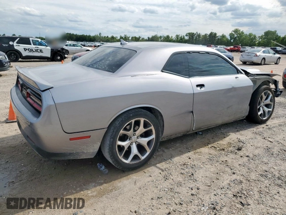 2016 Dodge Challenger SXT z VIN 2C3CDZAG1GH137976, wystawiony jako Copart lot #58702105 z przebiegiem 244 470 mil mil oraz Szkoda całkowita • Salvage title. Historia ofert i sprzedaży dostępna na DreamBid. Obrazek 3.