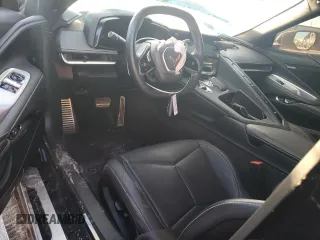 2023 Chevrolet Corvette 1LT z VIN 1G1YA2D45P5133318, wystawiony jako Copart lot #46748855 z przebiegiem 33 786 mil mil oraz Szkoda całkowita • Salvage title. Historia ofert i sprzedaży dostępna na DreamBid. Obrazek 8.