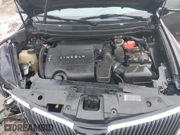 2015 Lincoln MKT with VIN 2LMHJ5NK1FBL04078, listed as a Copart auction lot 86774444 with 547,015 mi miles and Salvage Title. Bid and sale history available at DreamBid. Image 13.