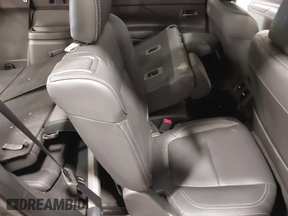 2020 Mitsubishi Outlander ES with VIN JA4AZ3A31LJ001073, listed as a IAAI auction lot 41618558 with 18,522 mi miles and . Bid and sale history available at DreamBid. Image 8.