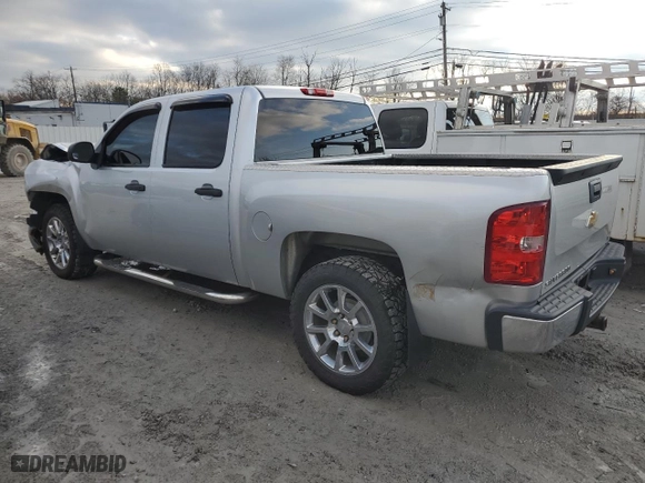 2013 Chevrolet Silverado 1500 LT with VIN 3GCPKSE75DG232945, listed as a Copart auction lot 85900094 with 141,671 mi miles and Salvage Title. Bid and sale history available at carsss.com. Image 2.
