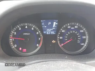 2012 Hyundai Accent GLS z VIN KMHCT4AE5CU242474, wystawiony jako IAAI lot #41455547 z przebiegiem 163 199 mil mil oraz . Historia ofert i sprzedaży dostępna na DreamBid. Obrazek 7.