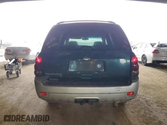2006 Chevrolet TrailBlazer LS with VIN 1GNDT13S462102479, listed as a Copart auction lot 45715295 with 174,498 mi miles and Clean Title. Bid and sale history available at DreamBid. Image 6.