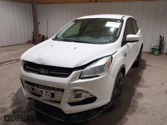 2016 Ford Escape SE with VIN 1FMCU0G71GUB12387, listed as a IAAI auction lot 41920617 with 93,919 mi miles. Bid and sale history available at carsss.com. Image 2.