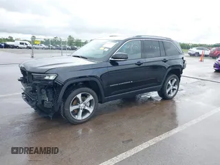 2023 Jeep Grand Cherokee Limited with VIN 1C4RJHBG8PC534059, listed as a IAAI auction lot 42531333 with 27,527 mi miles and . Bid and sale history available at DreamBid. Image 19.