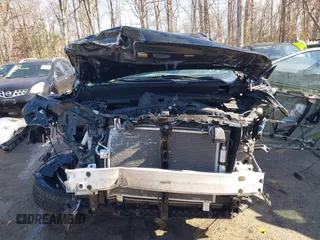 2015 Infiniti QX60 with VIN 5N1AL0MM5FC500781, listed as a IAAI auction lot 41850668 with 104,811 mi miles. Bid and sale history available at carsss.com. Image 11.
