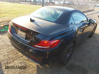 2019 Mercedes-Benz SLC 300 z VIN WDDPK3JA1KF160119, wystawiony jako IAAI lot #41744155 z przebiegiem Nie podano mil oraz . Historia ofert i sprzedaży dostępna na DreamBid. Obrazek 4.