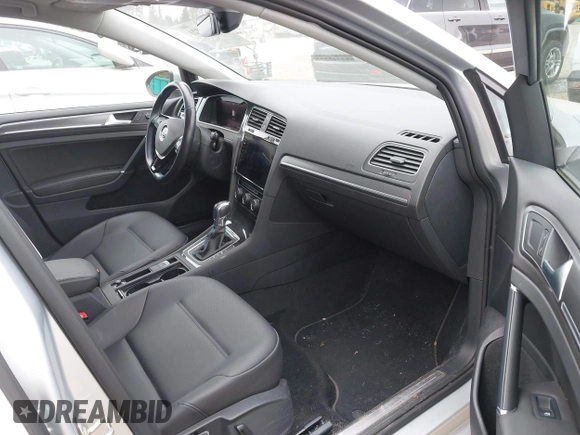 2019 Volkswagen Golf SEL Premium with VIN WVWPR7AU3KW908778, listed as a IAAI auction lot 42136721 with 25,024 mi miles and . Bid and sale history available at DreamBid. Image 5.