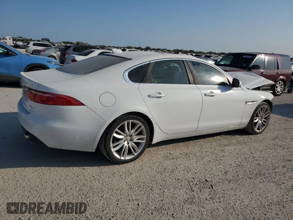 2016 Jaguar XF 35t Prestige with VIN SAJBE4BV5GCY16769, listed as a Copart auction lot 76058864 with 122,649 mi miles and Salvage Title. Bid and sale history available at carsss.com. Image 3.