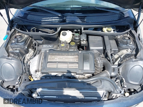2006 MINI Hardtop S with VIN WMWRE33596TJ35502, listed as a IAAI auction lot 42474204 with 126,938 mi miles and . Bid and sale history available at DreamBid. Image 10.