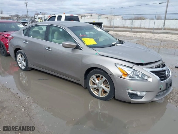 2013 Nissan Altima 2.5 S with VIN 1N4AL3AP3DC261559, listed as a IAAI auction lot 41959475 with 87,704 mi miles. Bid and sale history available at carsss.com. Image 1.