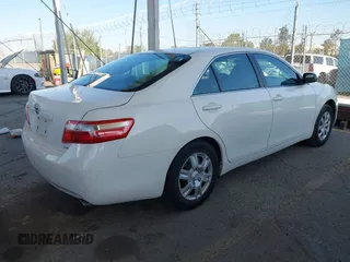 2009 Toyota Camry with VIN 4T4BE46K39R064079, listed as a IAAI auction lot 41950516 with 185,884 mi miles. Bid and sale history available at carsss.com. Image 4.