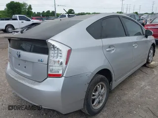 2010 Toyota Prius II with VIN JTDKN3DU9A0208162, listed as a IAAI auction lot 42112697 with 1 mi miles. Bid and sale history available at carsss.com. Image 4.