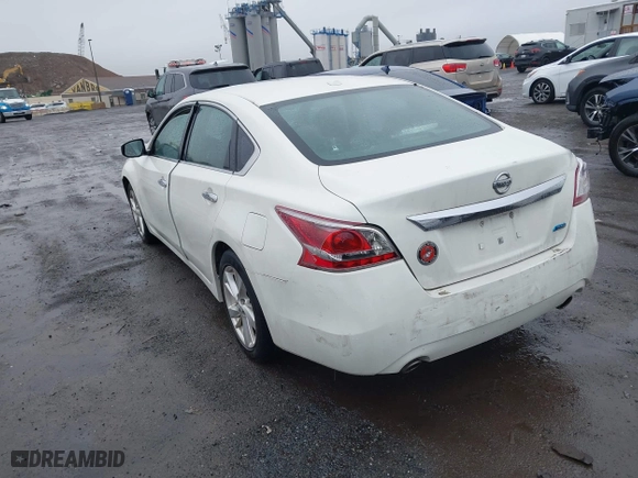 2013 Nissan Altima 2.5 SL with VIN 1N4AL3AP0DC106046, listed as a IAAI auction lot 41832840 with 98,522 mi miles. Bid and sale history available at carsss.com. Image 3.