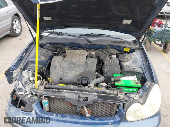 2003 Hyundai Sonata GLS with VIN KMHWF35H63A826340, listed as a IAAI auction lot 41884050 with 204,874 mi miles. Bid and sale history available at carsss.com. Image 10.