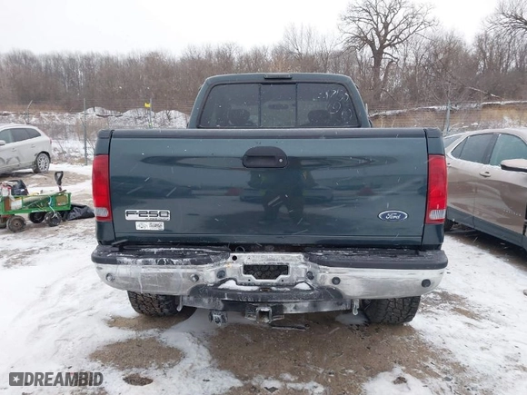2006 Ford Super Duty F-250 XL with VIN 1FTSX21Y06EA43706, listed as a IAAI auction lot 41393983 with 133,476 mi miles. Bid and sale history available at carsss.com. Image 16.