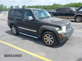 2008 Jeep Liberty Limited with VIN 1J8GP58K08W199002, listed as a IAAI auction lot 42055619 with 290,000 mi miles. Bid and sale history available at carsss.com. Image 1.