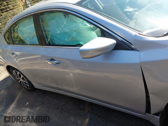 2017 Nissan Altima S with VIN 1N4AL3AP7HN326973, listed as a IAAI auction lot 41873195 with 200,187 mi miles and . Bid and sale history available at DreamBid. Image 13.
