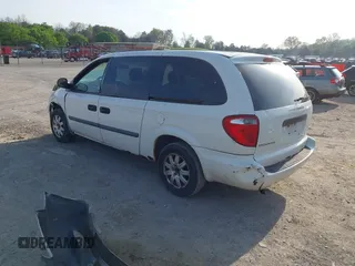 2007 Dodge Grand Caravan with VIN 1D8GP24E57B171161, listed as a IAAI auction lot 41930422 with Not Provided miles and . Bid and sale history available at DreamBid. Image 3.