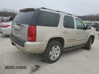 2007 GMC Yukon SLT with VIN 1GKFK13097R274362, listed as a Copart auction lot 44546475 with 224,044 mi miles and Salvage Title. Bid and sale history available at carsss.com. Image 3.