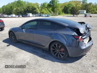 2020 Tesla Model 3 Performance z VIN 5YJ3E1EC1LF713406, wystawiony jako Copart lot #55252595 z przebiegiem 39 905 mil mil oraz Szkoda całkowita • Salvage title. Historia ofert i sprzedaży dostępna na DreamBid. Obrazek 2.
