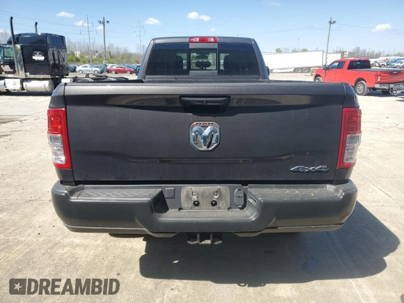 2022 Ram 2500 Tradesman with VIN 3C6UR5HJXNG157305, listed as a Copart auction lot 52484455 with 35,973 mi miles and Salvage title. Bid and sale history available at DreamBid. Image 6.