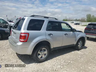 2010 Ford Escape XLT z VIN 1FMCU9D77AKC30116, wystawiony jako Copart lot #55429945 z przebiegiem 154 608 mil mil oraz Czysty tytuł • Clean title. Historia ofert i sprzedaży dostępna na DreamBid. Obrazek 3.