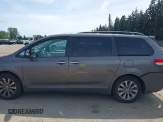 2013 Toyota Sienna XLE with VIN 5TDDK3DC0DS053480, listed as a IAAI auction lot 42207803 with Not Provided miles and . Bid and sale history available at DreamBid. Image 15.