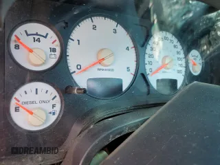 2004 Dodge Ram 2500 SLT with VIN 3D7KU28C84G138318, listed as a Copart auction lot 71396284 with 185,622 mi miles and Salvage Title. Bid and sale history available at carsss.com. Image 9.
