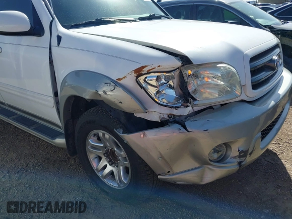 2003 Toyota Sequoia SR5 with VIN 5TDZT34A83S197195, listed as a IAAI auction lot 41711445 with 177,102 mi miles. Bid and sale history available at carsss.com. Image 6.