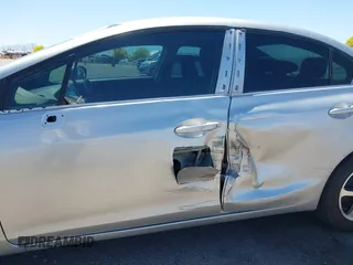 2015 Honda Civic Sedan SE with VIN 19XFB2F76FE113634, listed as a IAAI auction lot 42046903 with 171,071 mi miles. Bid and sale history available at carsss.com. Image 6.