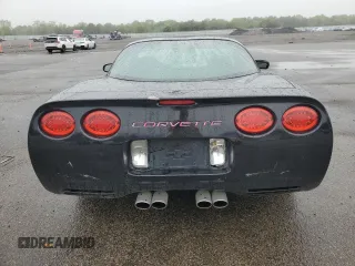 1998 Chevrolet Corvette z VIN 1G1YY22G0W5105059, wystawiony jako Copart lot #56842435 z przebiegiem 104 096 mil mil oraz Szkody całkowita. Historia ofert i sprzedaży dostępna na DreamBid. Obrazek 6.