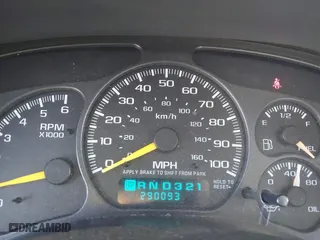 2001 Chevrolet Tahoe LS with VIN 1GNEK13T51R184450, listed as a IAAI auction lot 41773131 with 290,093 mi miles. Bid and sale history available at carsss.com. Image 7.