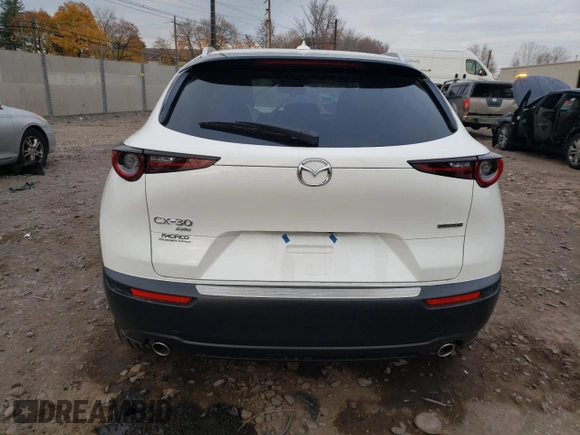 2024 Mazda CX-30 S Premium with VIN 3MVDMBDM3RM614029, listed as a Copart auction lot 81659794 with 562 mi miles and Salvage Title. Bid and sale history available at DreamBid. Image 6.
