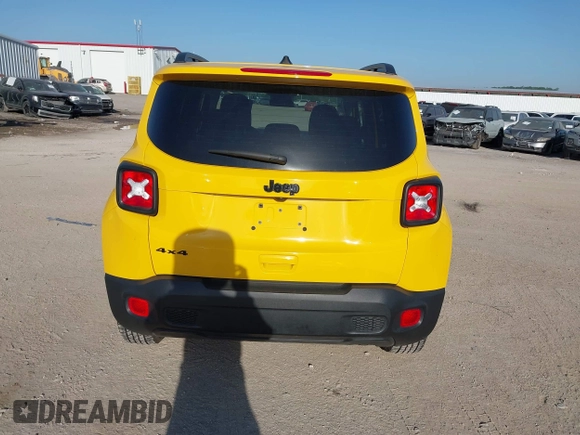 2023 Jeep Renegade Latitude with VIN ZACNJDB12PPP64031, listed as a IAAI auction lot 42152659 with 31,134 mi miles and . Bid and sale history available at DreamBid. Image 17.