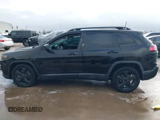 2020 Jeep Cherokee Latitude Plus with VIN 1C4PJLLB8LD611093, listed as a IAAI auction lot 41498284 with 27,613 mi miles. Bid and sale history available at carsss.com. Image 15.