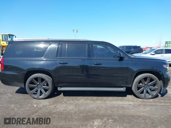 2016 Chevrolet Suburban LS with VIN 1GNSKGKC3GR236223, listed as a IAAI auction lot 41761595 with 269,500 mi miles. Bid and sale history available at carsss.com. Image 13.