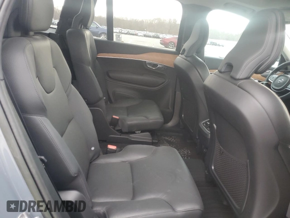 2023 Volvo XC90 Plus z VIN YV40621N9P1927309, wystawiony jako Copart lot #48553595 z przebiegiem 11 876 mil mil oraz Szkoda całkowita • Salvage title. Historia ofert i sprzedaży dostępna na DreamBid. Obrazek 11.