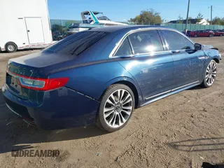 2017 Lincoln Continental Reserve z VIN 1LN6L9NC9H5609249, wystawiony jako IAAI lot #40685968 z przebiegiem 103 051 mil mil oraz . Historia ofert i sprzedaży dostępna na DreamBid. Obrazek 4.