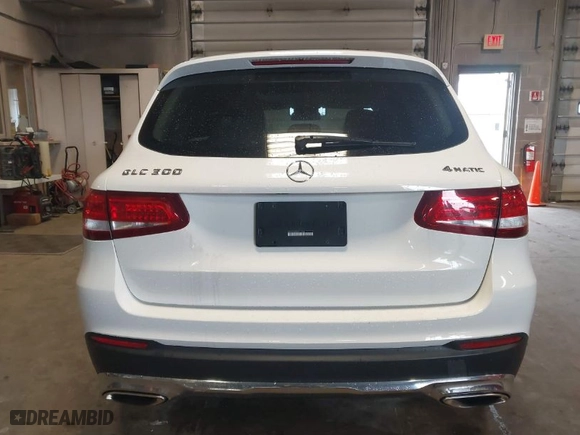 2016 Mercedes-Benz GLC with VIN WDC0G4KB8GF112354, listed as a IAAI auction lot 41760887 with 85,638 mi miles. Bid and sale history available at carsss.com. Image 16.