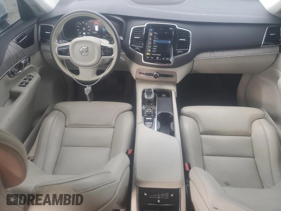 2021 Volvo XC90 Inscription Expression with VIN YV4BR00L3M1682507, listed as a Copart auction lot 85881484 with 28,834 mi miles and Salvage Title. Bid and sale history available at carsss.com. Image 8.