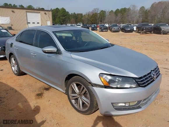 2012 Volkswagen Passat TDI SEL Premium with VIN 1VWCN7A31CC080506, listed as a IAAI auction lot 41792115 with 228,710 mi miles. Bid and sale history available at carsss.com. Image 1.