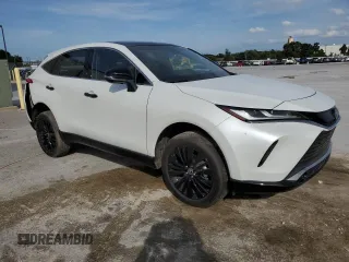 2024 Toyota Venza LE with VIN JTEAAAAH4RJ181828, listed as a Copart auction lot 73568204 with 5,977 mi miles and Salvage Title. Bid and sale history available at carsss.com. Image 4.