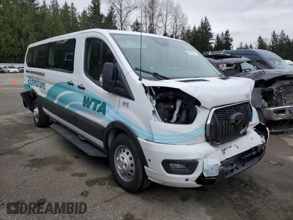 2024 Ford Transit Passenger XL with VIN 1FBAX9Y82RKB14246, listed as a Copart auction lot 49182855 with 2,167 mi miles and Salvage Title. Bid and sale history available at DreamBid. Image 4.