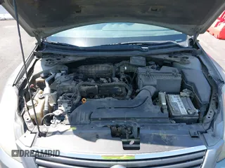 2009 Nissan Altima S z VIN 1N4AL21EX9N524828, wystawiony jako IAAI lot #42425169 z przebiegiem 233 927 mil mil oraz . Historia ofert i sprzedaży dostępna na DreamBid. Obrazek 10.