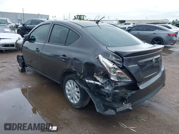 2015 Nissan Versa SV with VIN 3N1CN7AP8FL816679, listed as a IAAI auction lot 42081258 with 122,191 mi miles. Bid and sale history available at carsss.com. Image 3.