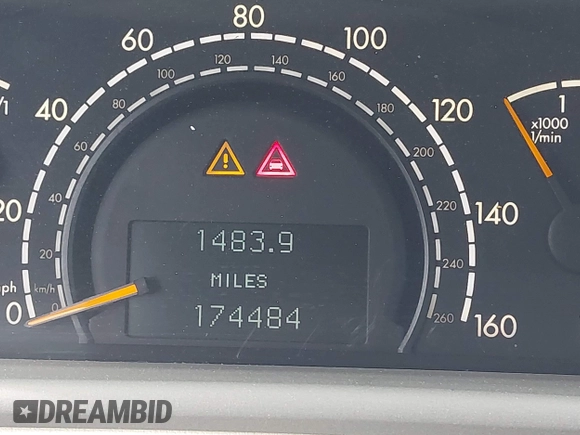 2003 Mercedes-Benz CL 5.0L with VIN WDBPJ75J23A033309, listed as a IAAI auction lot 41980289 with 174,484 mi miles. Bid and sale history available at carsss.com. Image 15.