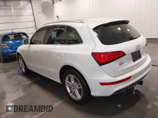 2016 Audi Q5 Prestige with VIN WA1W7AFP7GA001712, listed as a IAAI auction lot 41586298 with 98,725 mi miles. Bid and sale history available at carsss.com. Image 3.