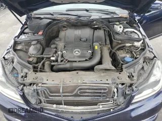 2012 Mercedes-Benz C 250 Sport с VIN WDDGF4HB0CA627652, выставлен на аукционе Copart как лот 65269385 с пробегом 112 504 миль миль и Чистый • Clean title. История ставок и продаж доступна на DreamBid. Изображение 11.