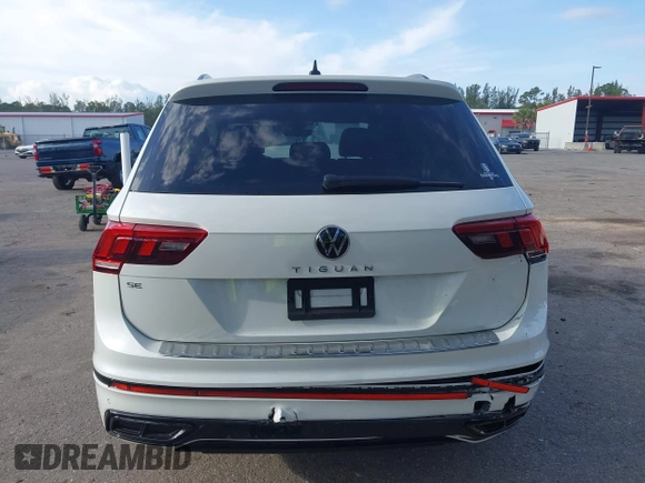 2023 Volkswagen Tiguan SE R-Line Black с VIN 3VVCB7AX0PM092375, выставлен на аукционе IAAI как лот 42176568 с пробегом 25 037 миль миль и . История ставок и продаж доступна на DreamBid. Изображение 17.